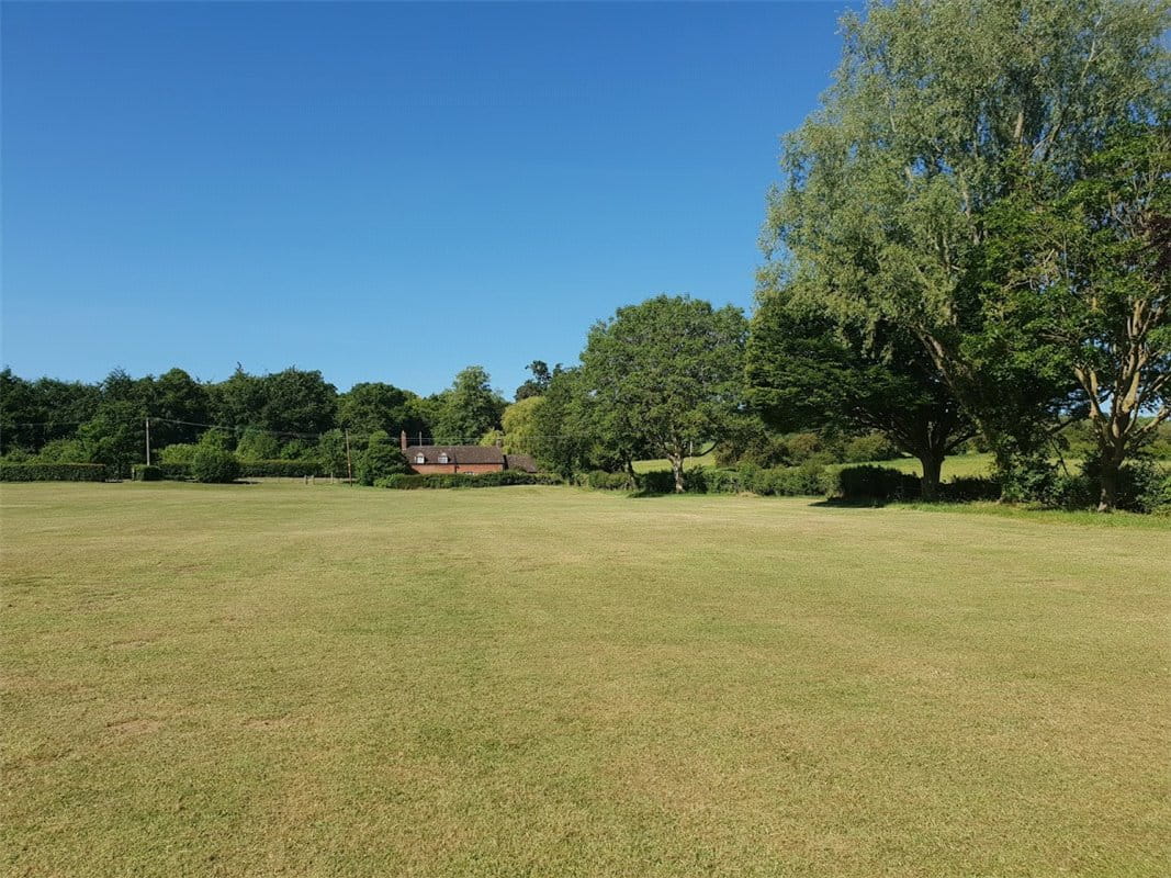 3 bedroom cottage, Wytham, Oxford OX2 - Let Agreed