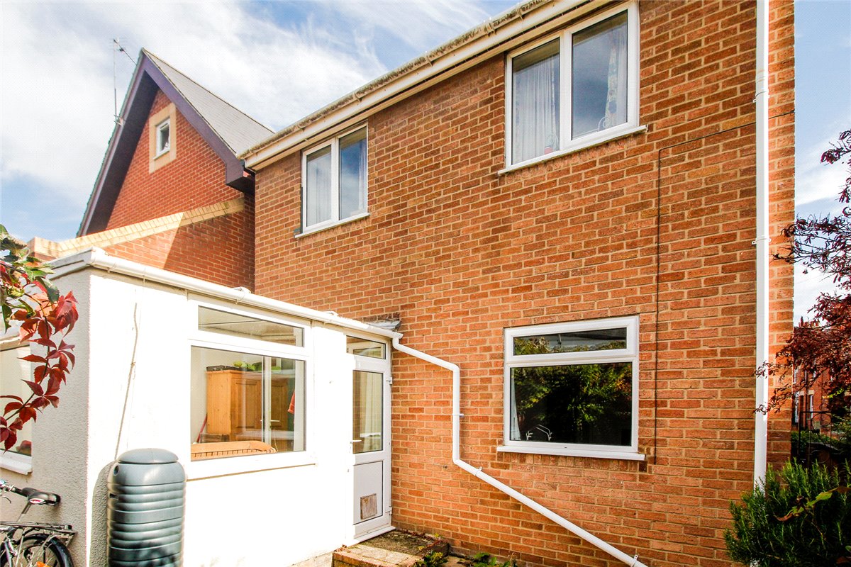 4 bedroom house, Perrin Street, Headington OX3 - Available