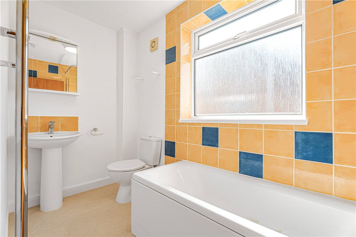 4 bedroom house, Perrin Street, Headington OX3 - Available