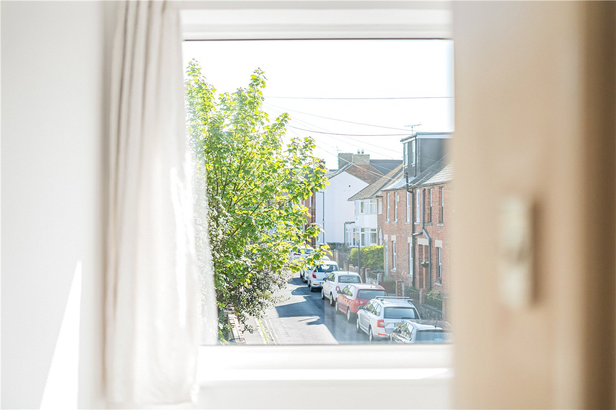 4 bedroom house, Perrin Street, Headington OX3 - Available