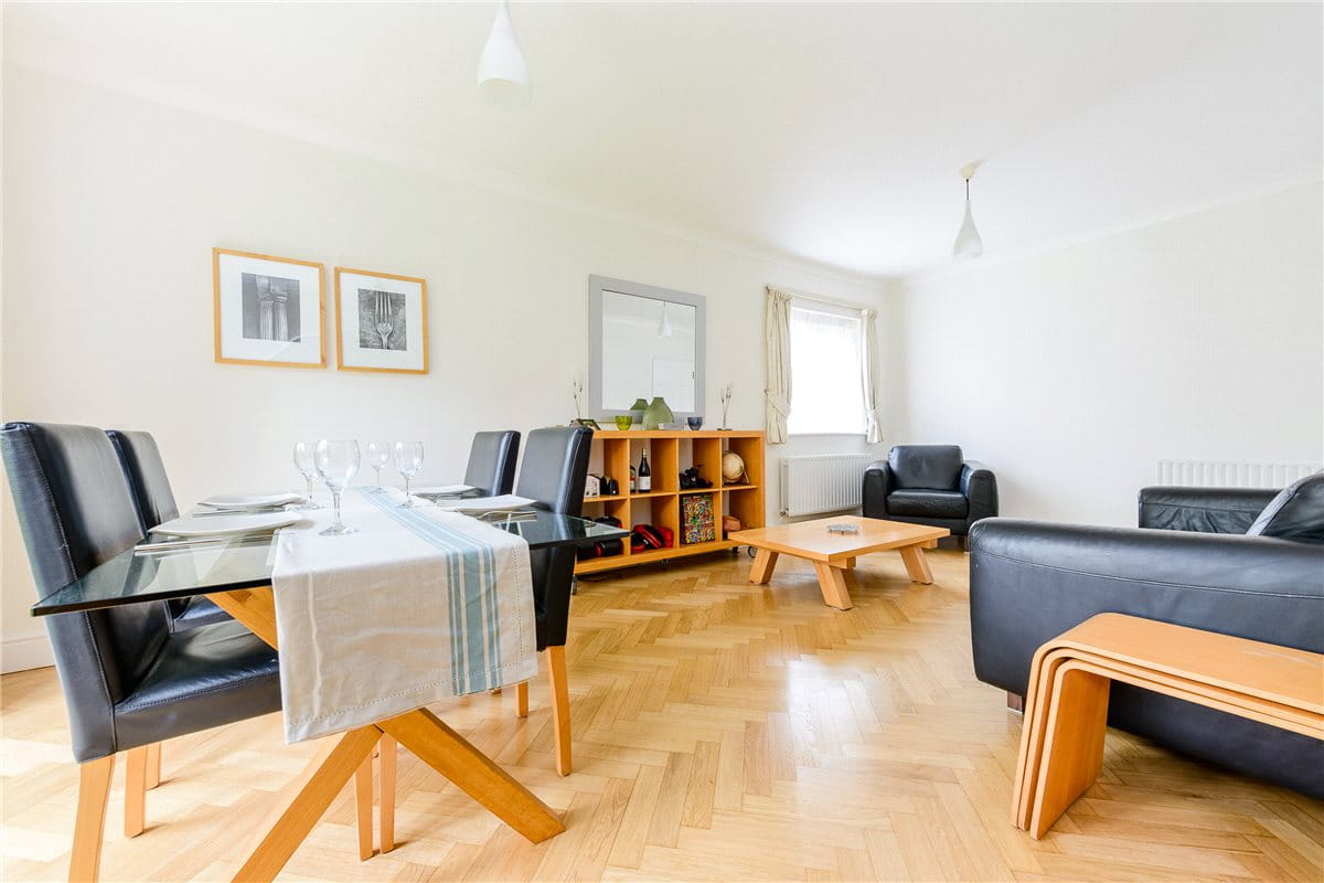 2 bedroom flat, Grandpont Place, Long Ford Close OX1 - Under Offer