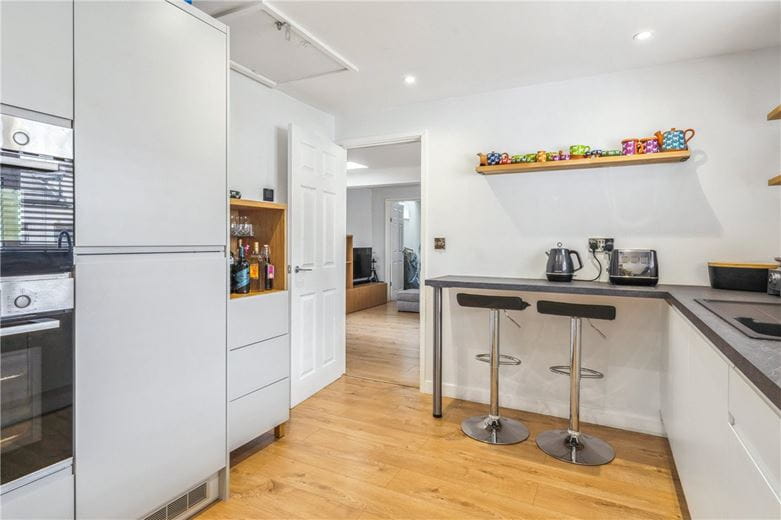 2 bedroom house, Reading Court, Stable Road OX26 - Let Agreed