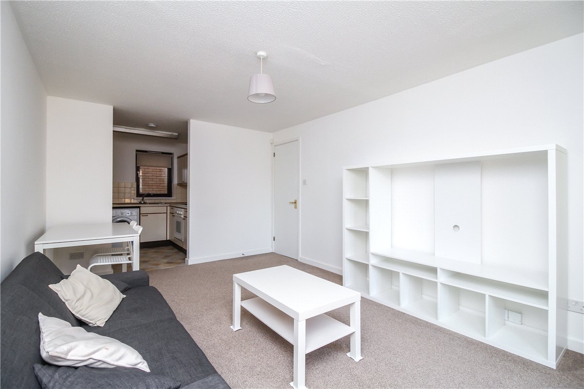 1 bedroom flat, The Heyes, Gloucester Green OX1