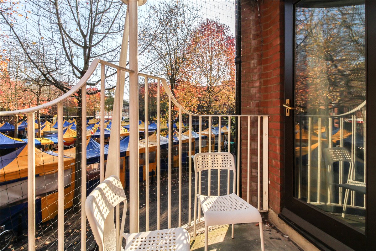 1 bedroom flat, The Heyes, Gloucester Green OX1