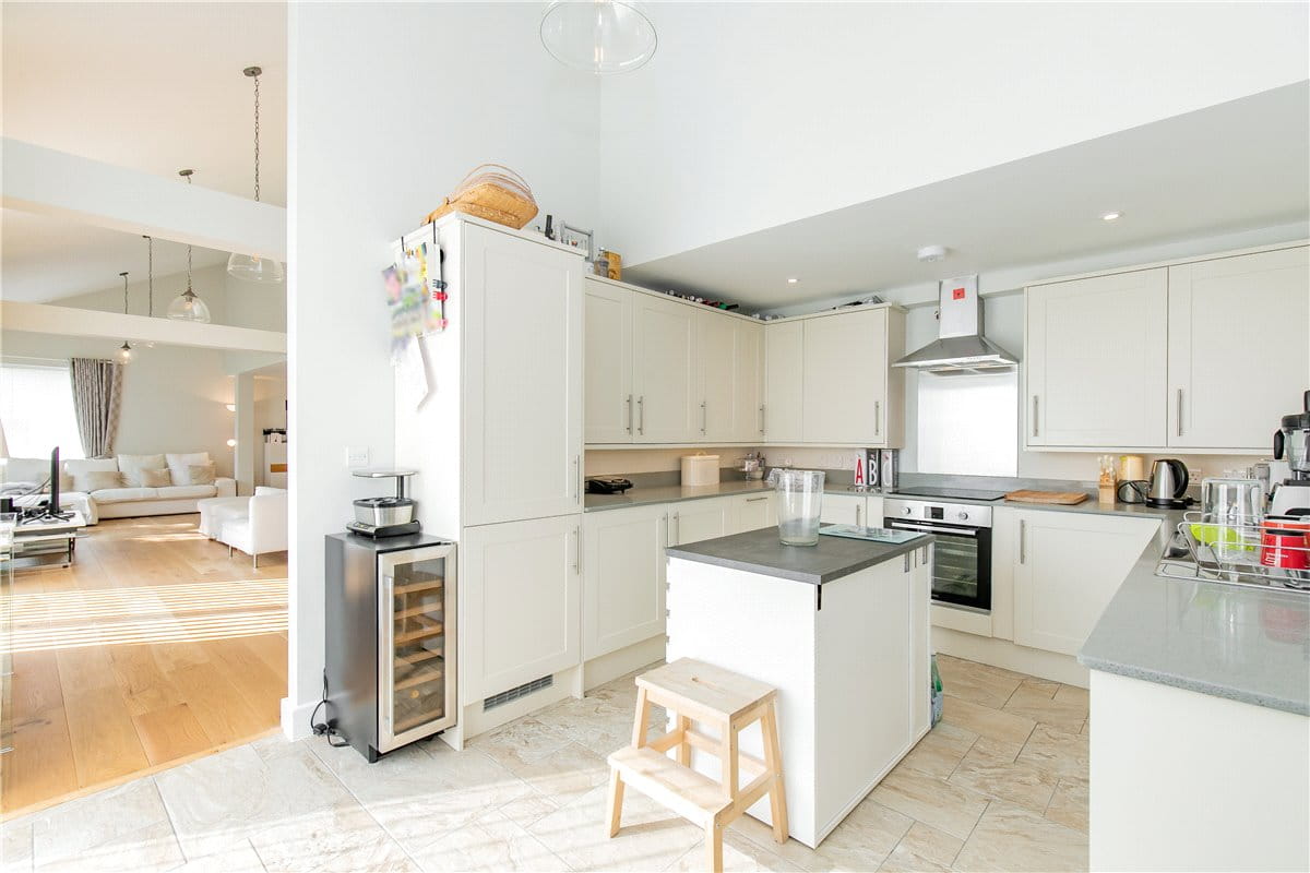 4 bedroom house, Overford Farm, Wytham OX2 - Available