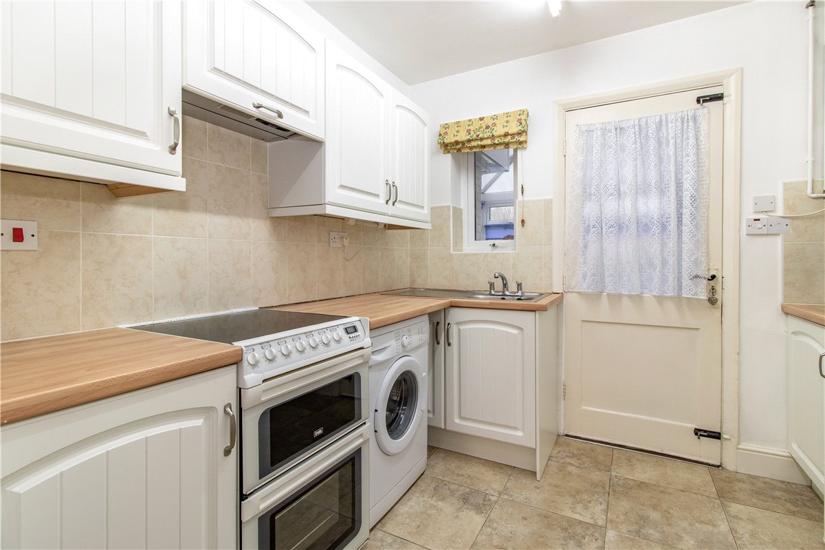 2 bedroom house, Ulfgar Road, Oxford OX2 - Let Agreed