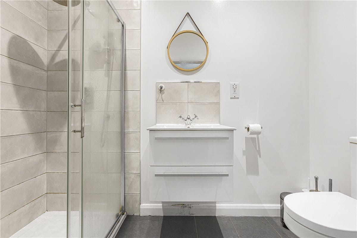 2 bedroom flat, The Coach House, Little Baldon OX44 - Let Agreed