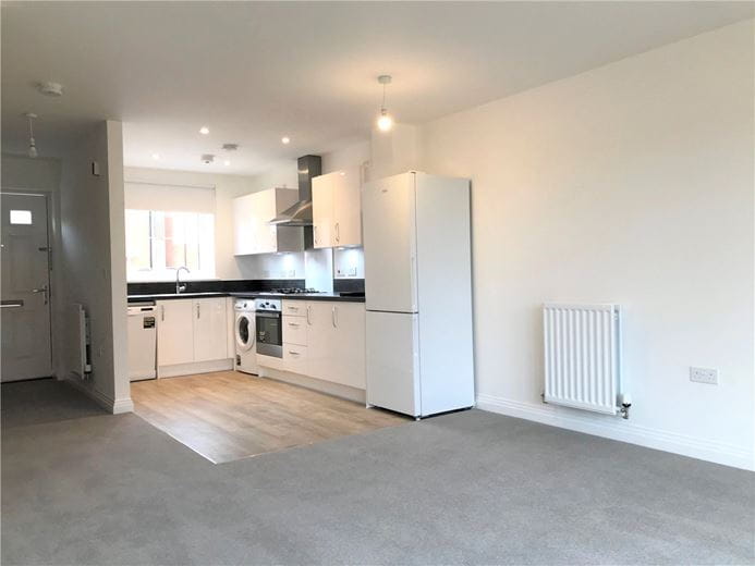 2 bedroom house, Rome Avenue, Aylesbury HP21