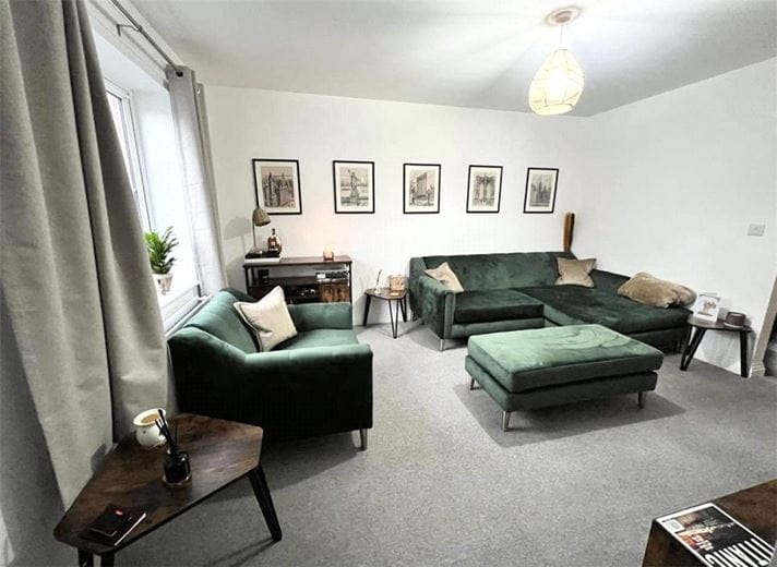 2 bedroom house, Merevale Close, Daventry NN11