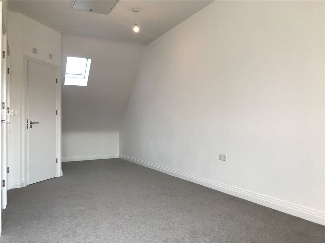 3 bedroom house, Butcher Crescent, Glebe Farm MK17 - Available