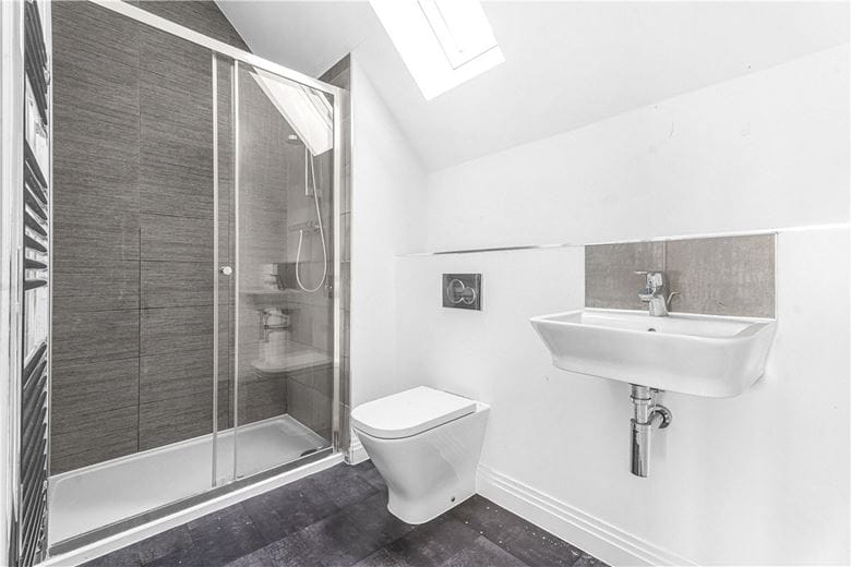 3 bedroom house, Butcher Crescent, Glebe Farm MK17 - Available