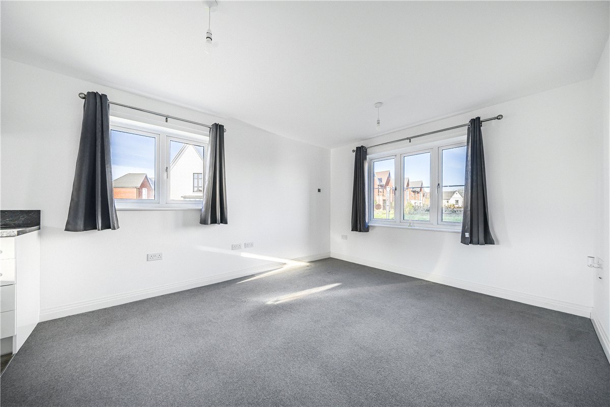 2 bedroom flat, Croxden Way, Daventry NN11