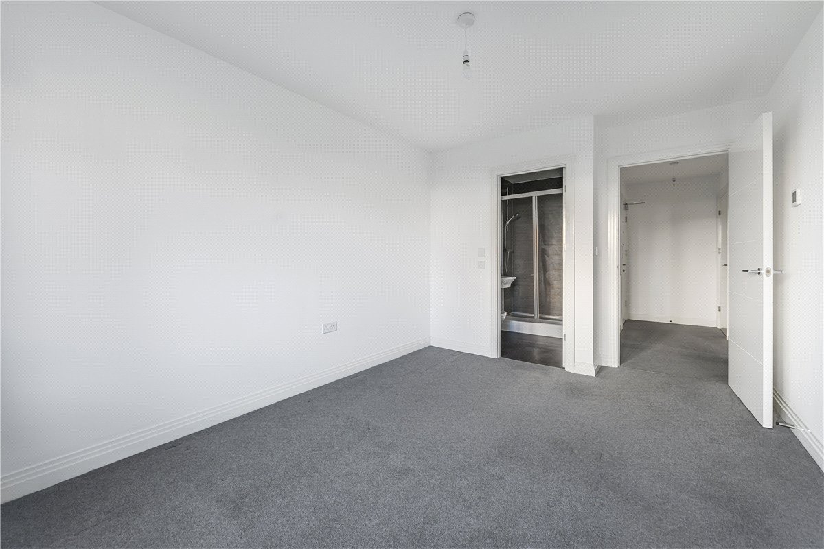 2 bedroom flat, Croxden Way, Daventry NN11
