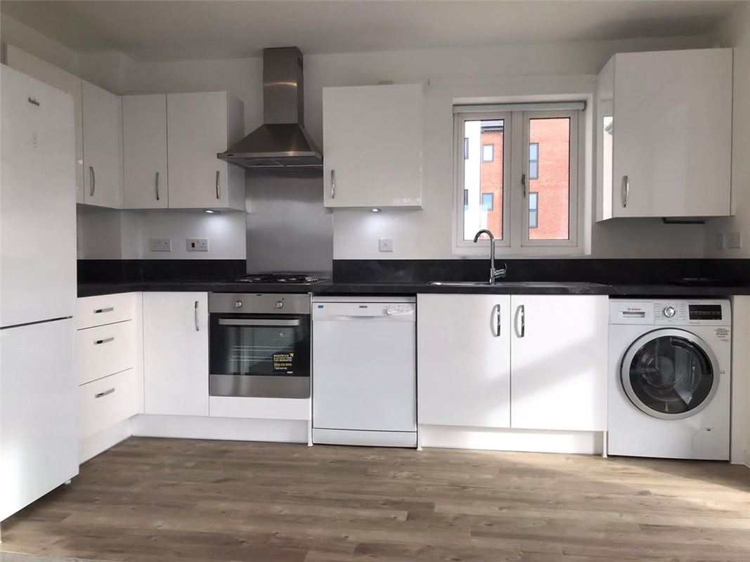 1 bedroom flat, Scott Court, Glebe Farm MK17 - Let Agreed