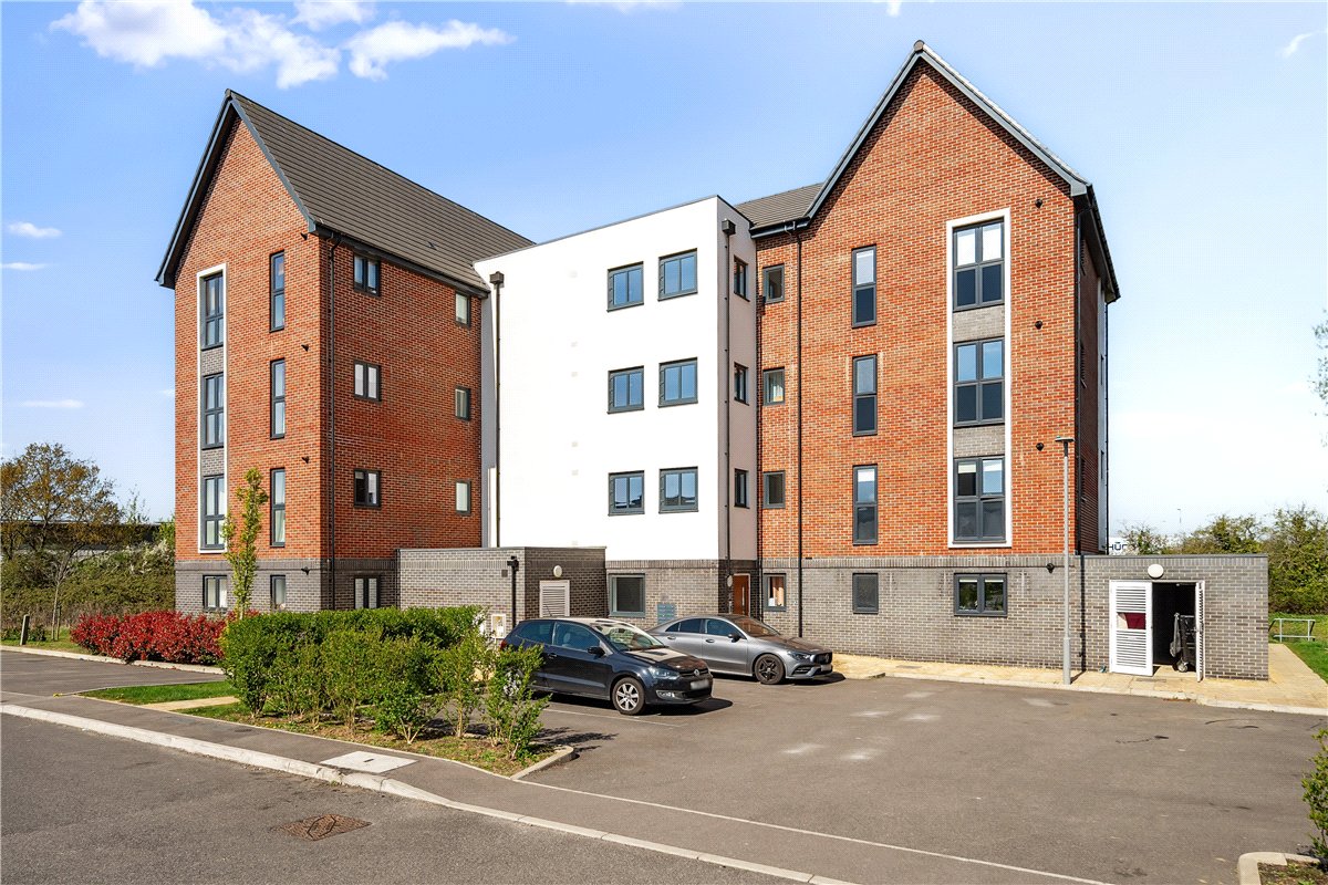 1 bedroom flat, Scott Court, Glebe Farm MK17 - Let Agreed