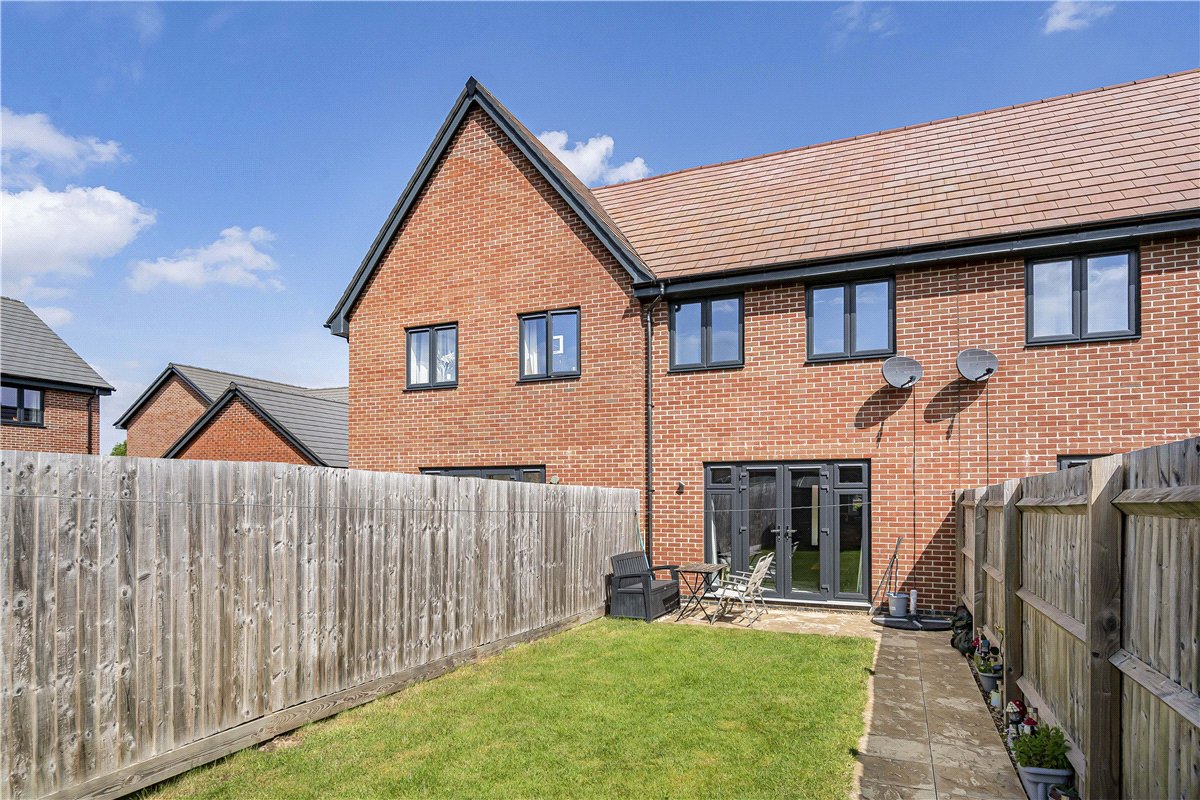 2 bedroom house, Brawn Grove, Glebe Farm MK17