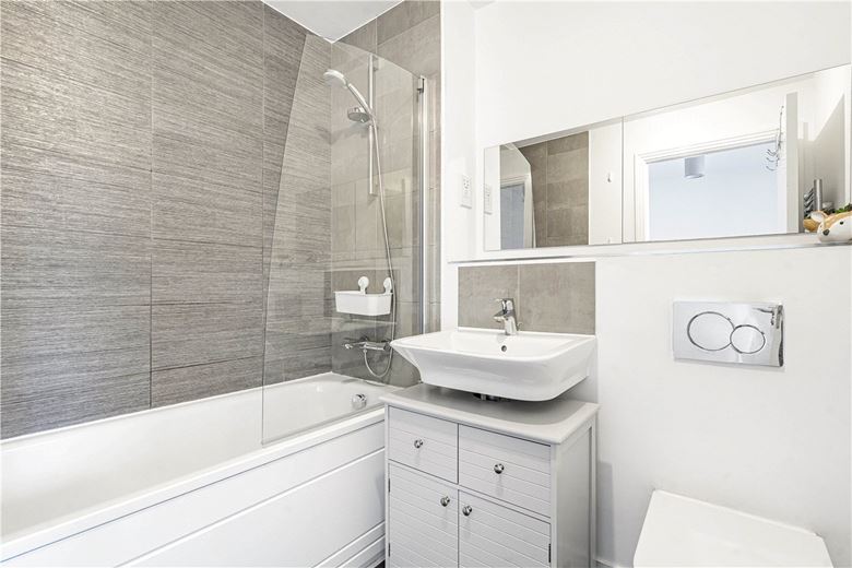 2 bedroom house, Brawn Grove, Glebe Farm MK17