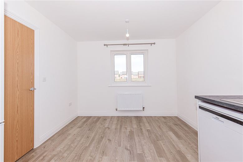 3 bedroom house, Wheatfield Drive, Curbridge OX29