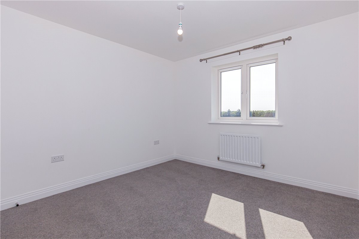 3 bedroom house, Wheatfield Drive, Curbridge OX29