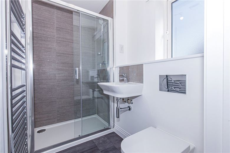 3 bedroom house, Wheatfield Drive, Curbridge OX29