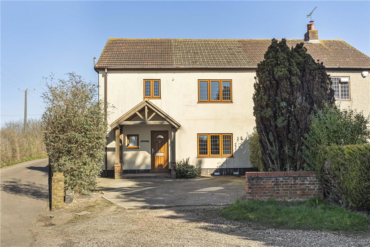 4 bedroom house, Stifford Clays Road, Orsett RM16 - Available