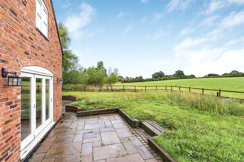 4 bedroom cottage, Stockwell Heath, Rugeley WS15 - Let Agreed