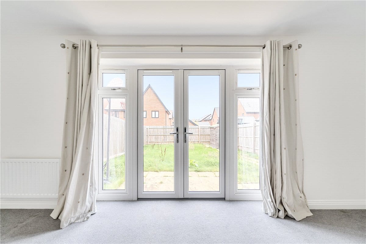 3 bedroom house, Fearnley Close, Glebe Farm MK17 - Let Agreed