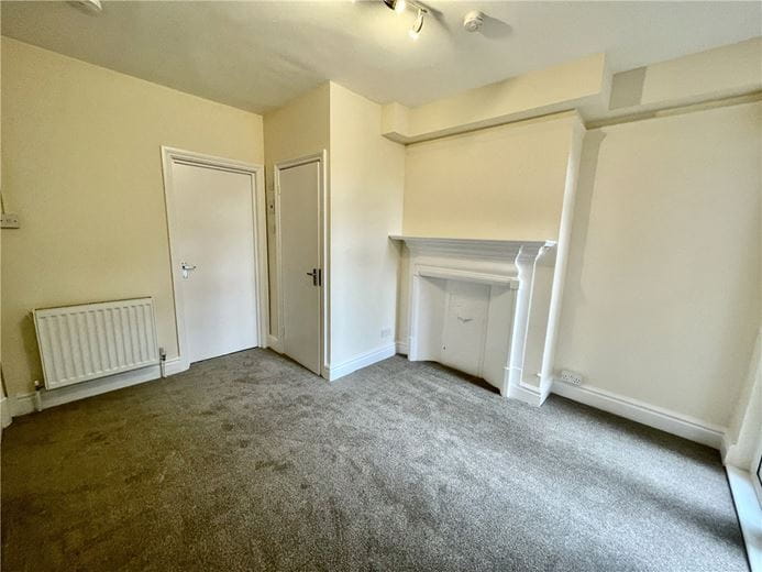  bedroom flat, Cowley Road, Oxford OX4 - Let Agreed