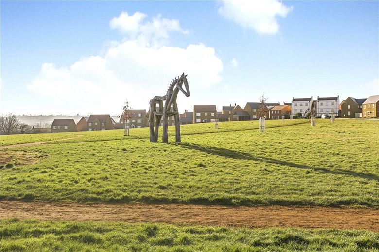 2 bedroom flat, Thenford Way, Banbury OX16 - Let Agreed