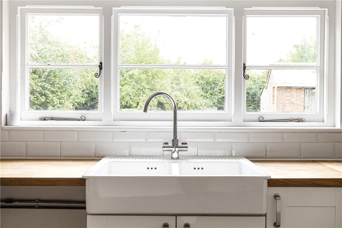 4 bedroom house, Manor Cottages, Lower Thorpe Mandeville OX17 - Let Agreed