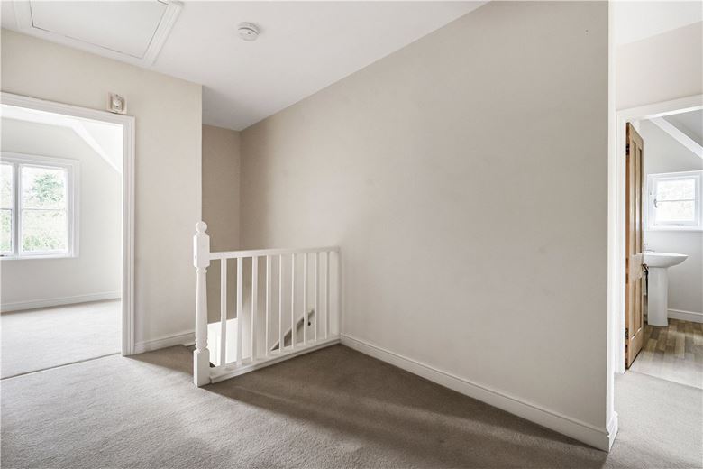 4 bedroom house, Manor Cottages, Lower Thorpe Mandeville OX17 - Let Agreed