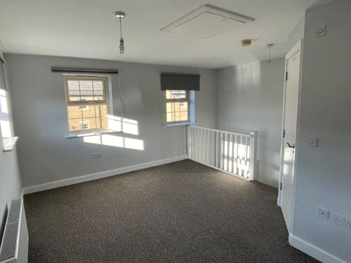 2 bedroom house, Comelybank Drive, Mexborough S64 - Available