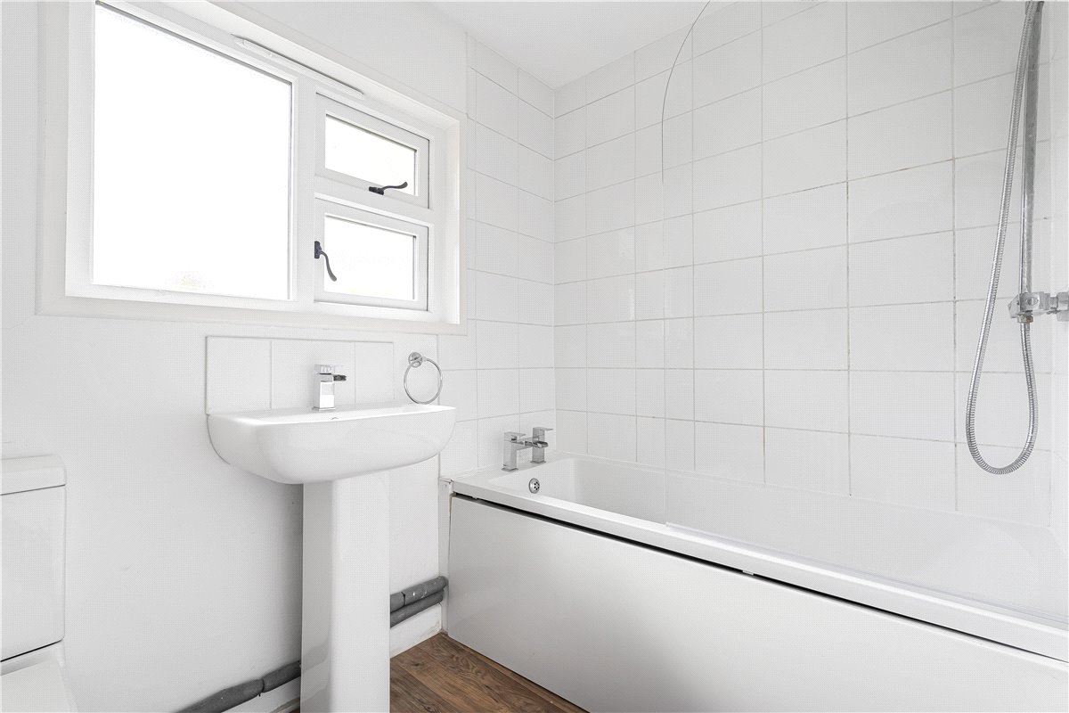 4 bedroom bungalow, Darnford Lane, Whittington WS14 - Let Agreed