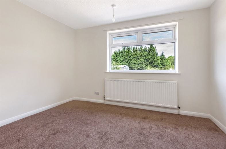 4 bedroom bungalow, Chesterfield Road, Barlborough S43 - Available