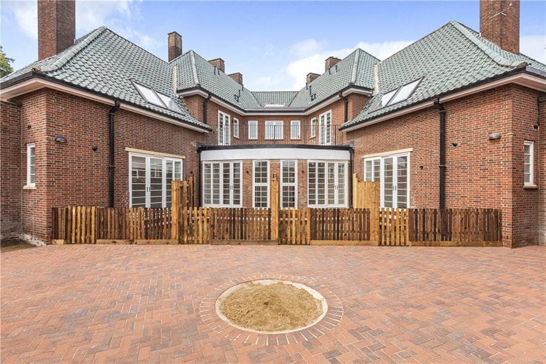 1 bedroom flat, Trinity Avenue, Northampton NN2