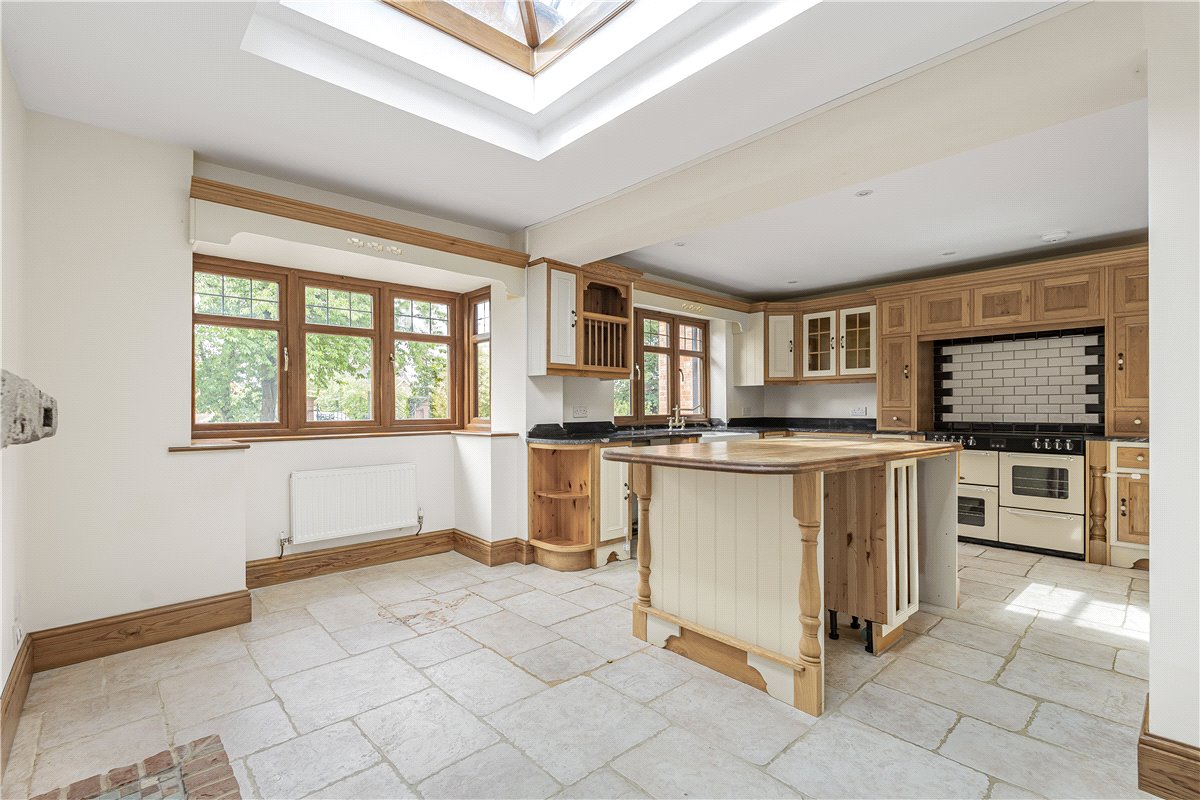 7 bedroom house, Leicester Road, New Packington LE65 - Available