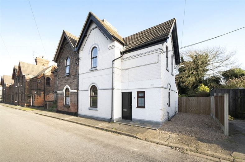 3 bedroom house, Trent Cottages, Long Eaton NG10 - Let Agreed