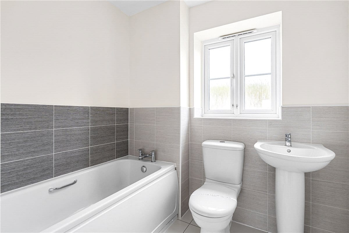 4 bedroom house, Windsor Way, Measham DE12 - Let Agreed