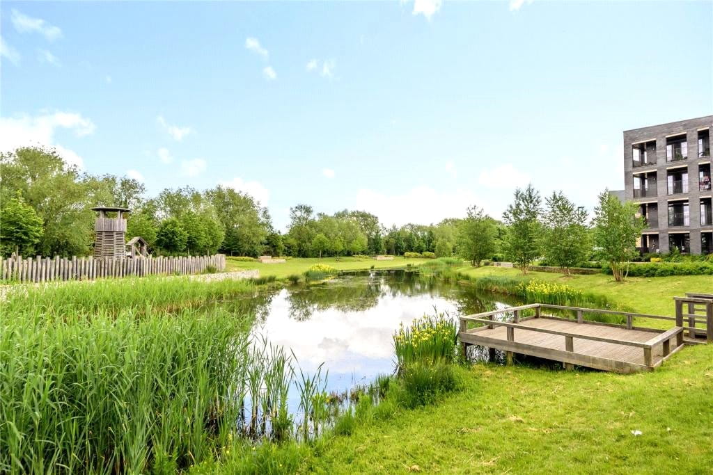 2 bedroom flat, Barton Fields Road, Headington OX3