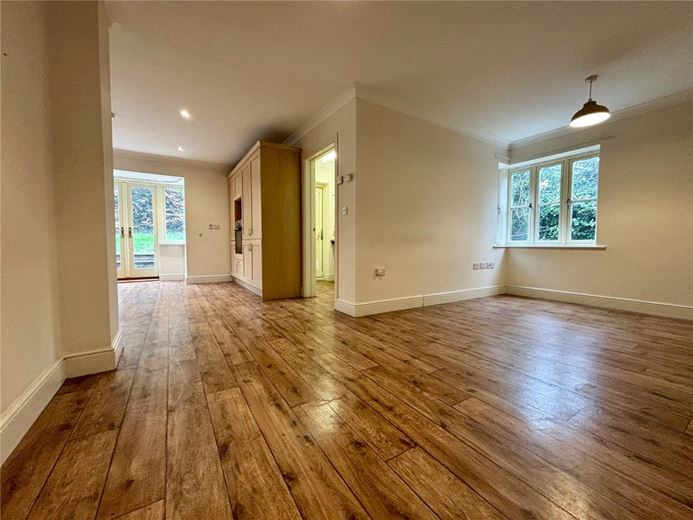 5 bedroom house, High Street, Long Wittenham OX14 - Let Agreed