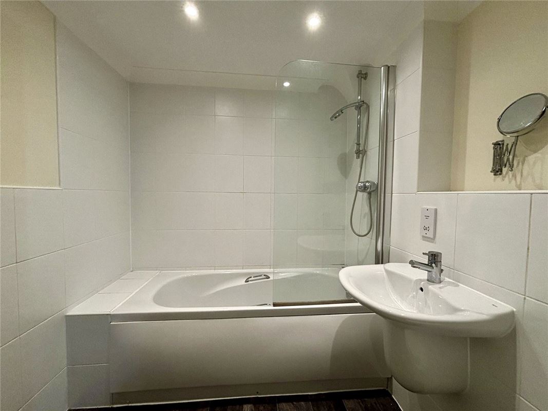 5 bedroom house, High Street, Long Wittenham OX14 - Let Agreed