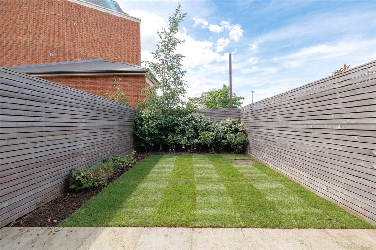 4 bedroom house, Lower Marsh Lane, Kingston upon Thames KT1 - Let Agreed