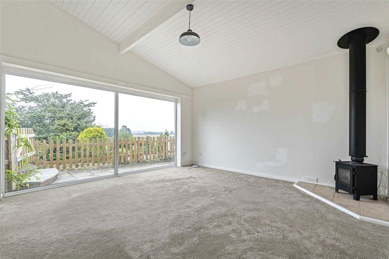 2 bedroom bungalow, Kings Drive, Hopton ST18 - Let Agreed