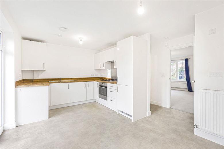 3 bedroom house, Birch Close, Didcot OX11 - Available