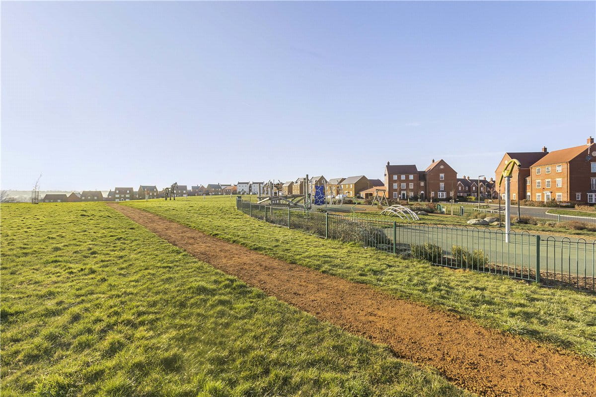 1 bedroom flat, Thenford Way, Banbury OX16 - Let Agreed