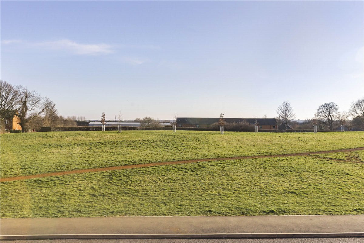 1 bedroom flat, Thenford Way, Banbury OX16 - Let Agreed