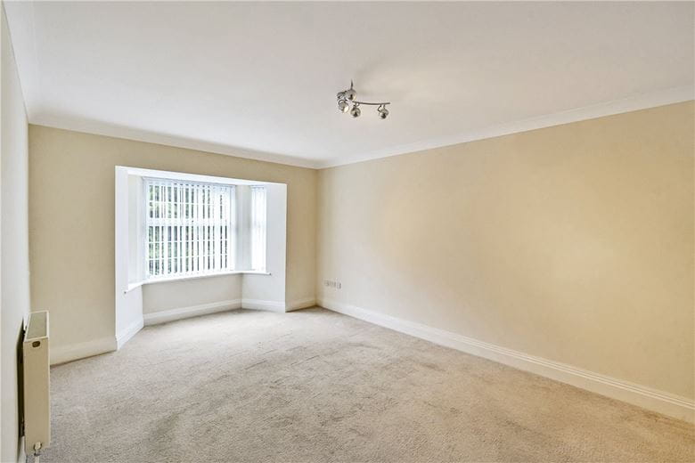 6 bedroom house, Towers Lane, Crofton WF4 - Available