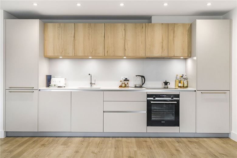 2 bedroom flat, Sunderland Avenue, Oxford OX2 - Let Agreed