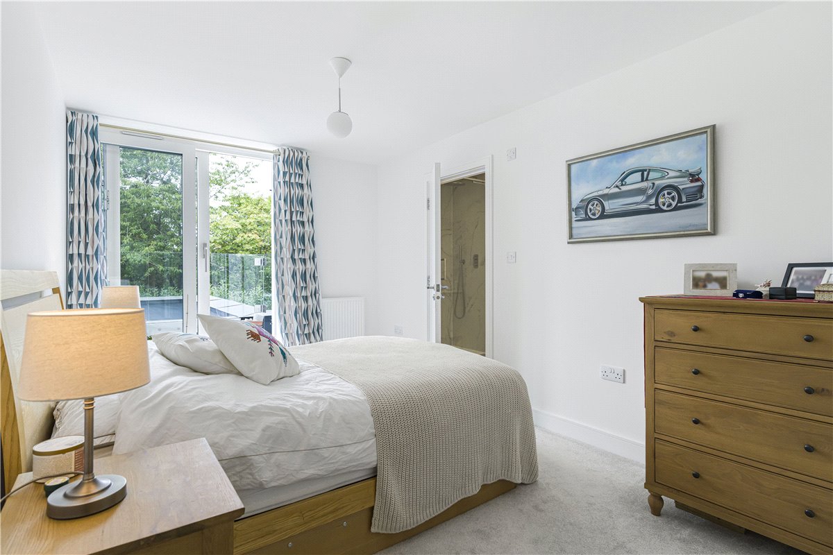 2 bedroom flat, Sunderland Avenue, Oxford OX2 - Let Agreed