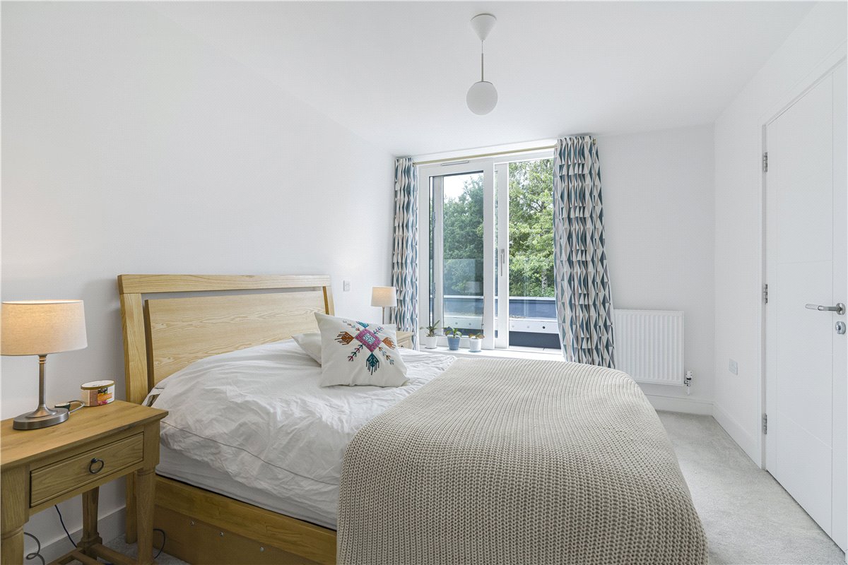 2 bedroom flat, Sunderland Avenue, Oxford OX2 - Let Agreed